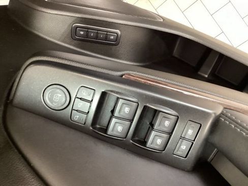Used 2020 GMC Yukon SLT AWD/4WD image 20