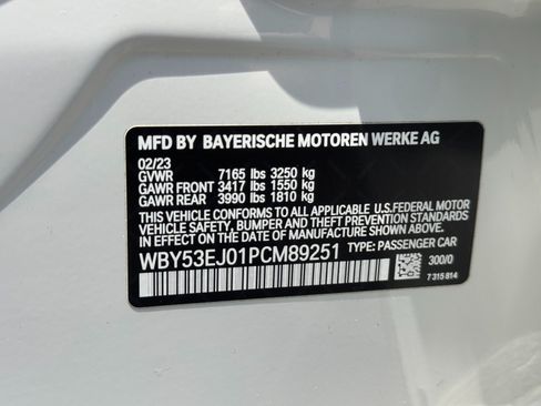 Used 2023 BMW i7 xDrive60 AWD/4WD image 59