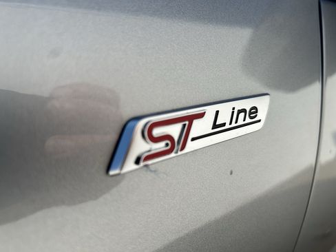 Used 2024 Ford Escape ST-Line Elite AWD/4WD image 10