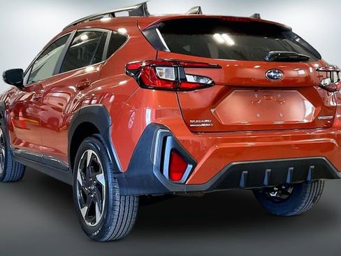 Used 2025 Subaru Crosstrek 2.5i Limited AWD/4WD image 12