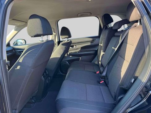 Used 2025 Honda CR-V LX image 12