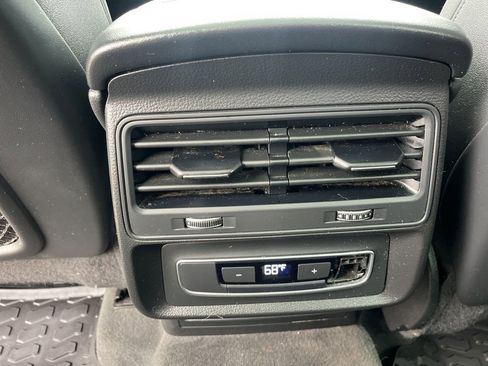 Used 2022 Audi Q7 3.0T Premium Plus image 18