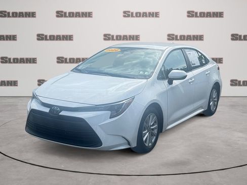 Used 2026 Toyota Corolla LE w/ LE Premium Package FWD image 1
