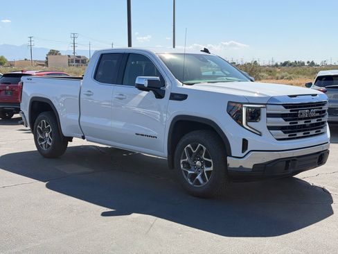 New 2026 GMC Sierra 1500 SLE w/ Preferred Package AWD/4WD image 1