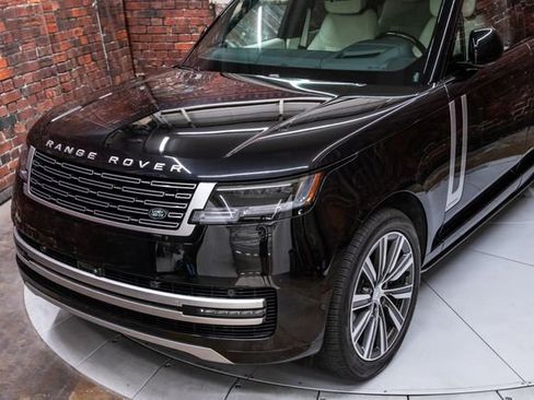 Used 2024 Land Rover Range Rover Long Wheelbase Autobiography AWD/4WD image 5