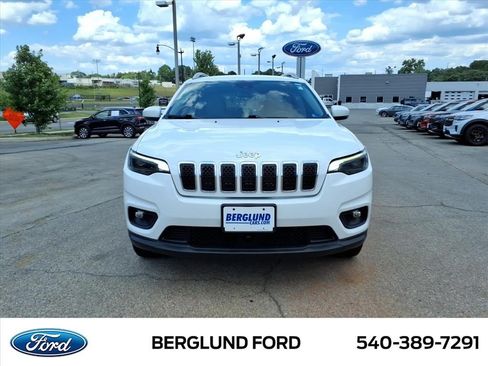 Used 2021 Jeep Cherokee Latitude Lux w/ Comfort/Convenience Group AWD/4WD image 10