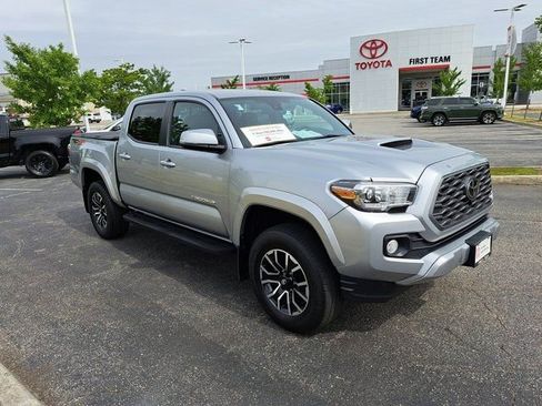 Certified 2023 Toyota Tacoma TRD Sport w/ Advanced Technology Package AWD/4WD image 5
