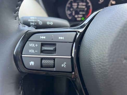 New 2026 Honda HR-V EX-L image 17