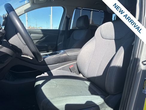 Used 2022 Hyundai Santa Fe SEL w/ Convenience Package image 16