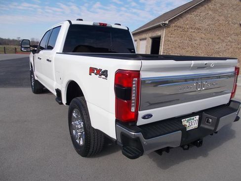 Used 2025 Ford F350 King Ranch w/ Chrome Package image 4