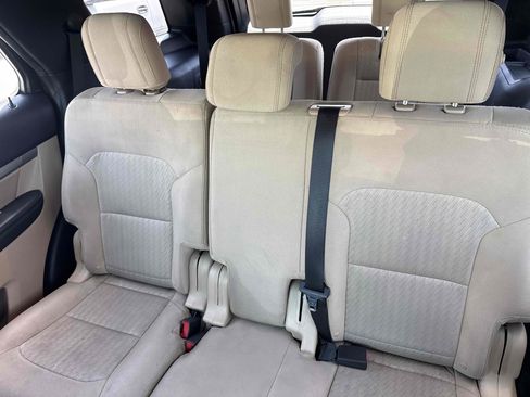 Used 2016 Ford Explorer FWD image 8