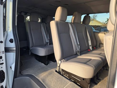 Used 2017 Nissan NV 3500 SV w/ SV Technology Package image 14