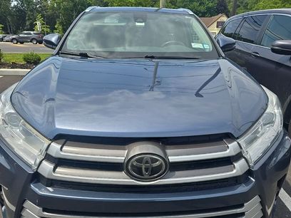 Used 2018 Toyota Highlander XLE