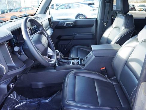 Certified 2025 Ford Bronco Badlands image 16