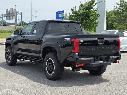 New 2026 Toyota Tacoma TRD Off-Road AWD/4WD image 3