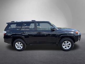 Used 2024 Toyota 4Runner SR5 AWD/4WD video 2