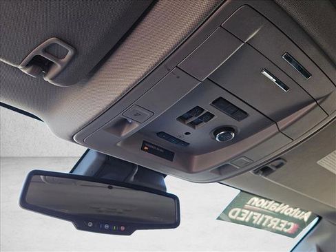 Used 2020 GMC Yukon SLT AWD/4WD image 22