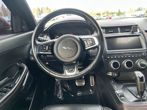 Used 2020 Jaguar E-PACE Checkered Flag image 8