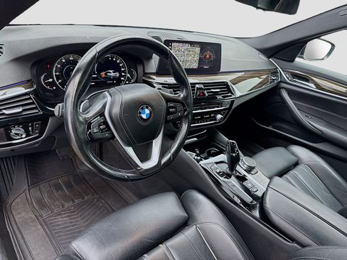Used 2018 BMW 530e 530e iPerformance image 7