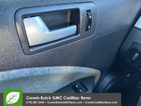 Used 2006 Ford Mustang Coupe RWD image 27