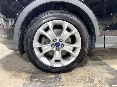 Used 2016 Ford Escape Titanium AWD/4WD image 10