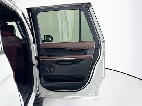 Used 2024 Ford Expedition Max Limited image 33