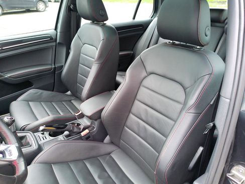 Used 2016 Volkswagen GTI SE w/ Lighting Package (SEL) image 13