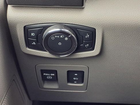 Used 2018 Ford F150 XLT w/ Equipment Group 302A Luxury image 20