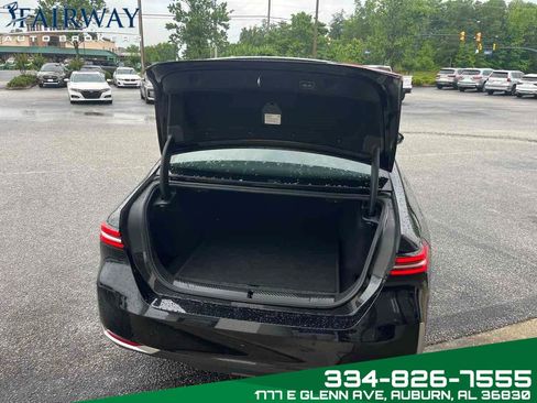 Used 2024 BMW 530i w/ Premium Package image 26