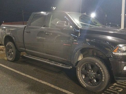 Used 2018 RAM 2500 Laramie w/ Sport Appearance Group image 5