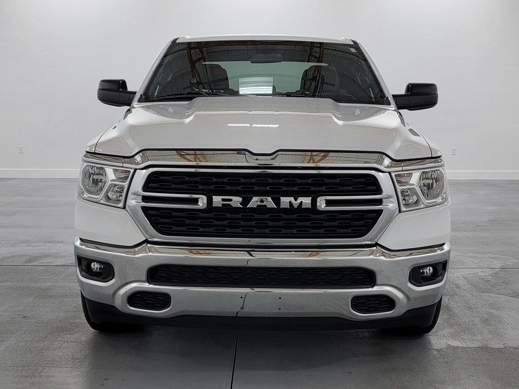 Used 2022 RAM 1500 Big Horn AWD/4WD image 3