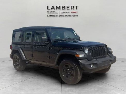 Used 2022 Jeep Wrangler Unlimited Sport AWD/4WD image 8