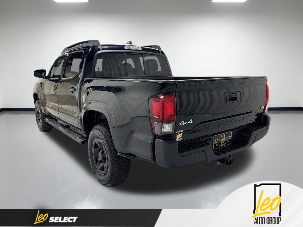 Used 2021 Toyota Tacoma SR AWD/4WD image 10