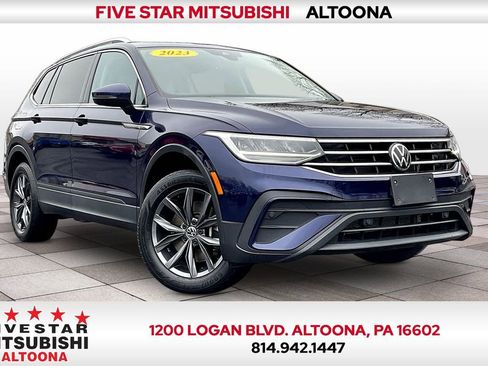 Used 2023 Volkswagen Tiguan SE w/ Panoramic Sunroof Package AWD/4WD image 1