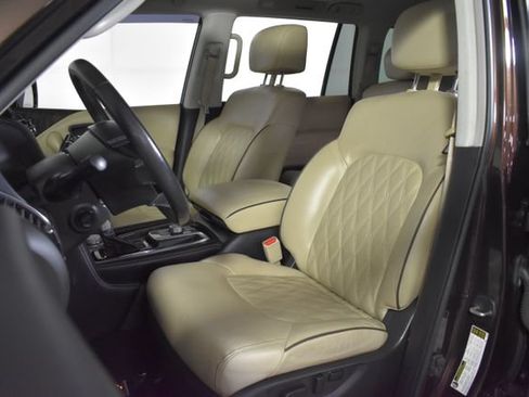 Used 2021 Nissan Armada Platinum w/ Captain's Chairs Package AWD/4WD image 9