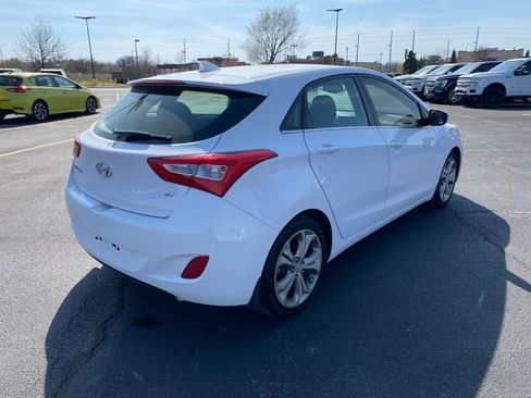 Used 2014 Hyundai Elantra GT w/ Option Group 02 image 9