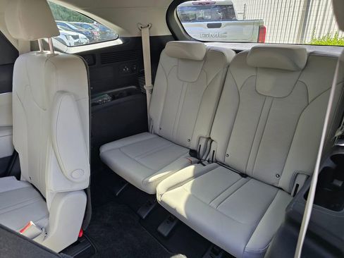 Certified 2025 Kia Sorento EX w/ EX Panoramic Sunroof Package AWD/4WD image 11