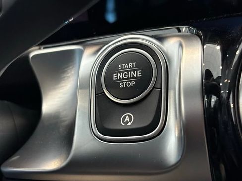New 2026 Mercedes-Benz GLB 250 4MATIC image 25