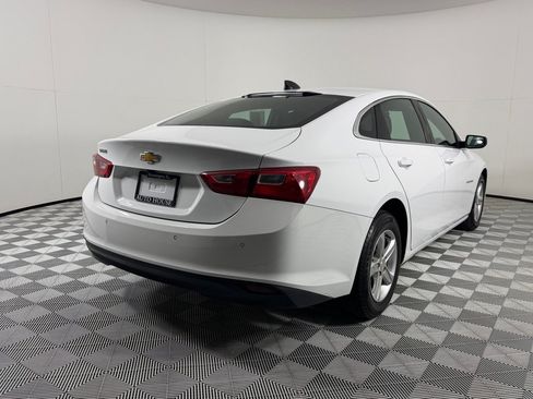Used 2024 Chevrolet Malibu LS w/ Driver Confidence Package FWD image 5