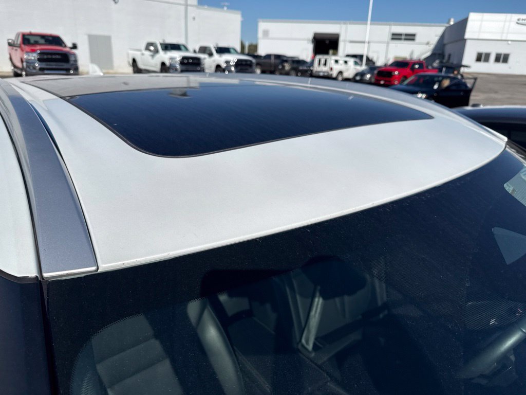 Used 2024 Nissan Rogue SV w/ SV Premium Package AWD/4WD image 9