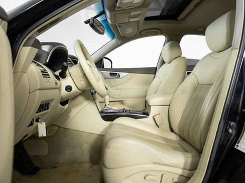 Used 2014 INFINITI QX70 AWD w/ Premium Package image 14