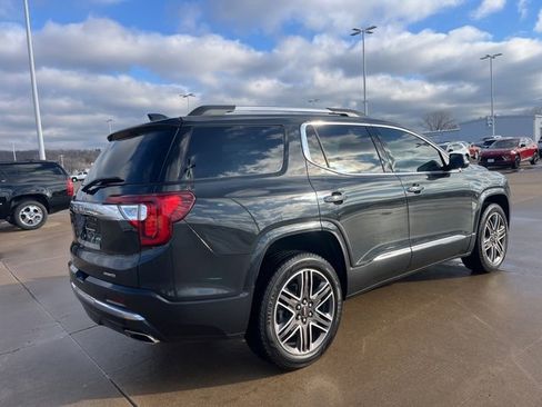 Used 2021 GMC Acadia Denali w/ Denali Ultimate Package image 3