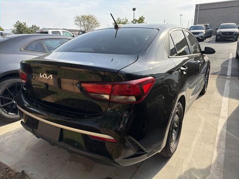 Used 2023 Kia Rio LX image 3