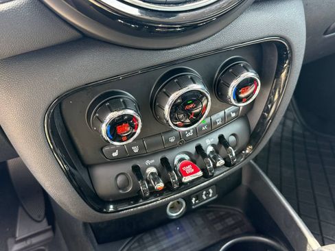 Used 2017 MINI Cooper Clubman ALL4 AWD/4WD image 15