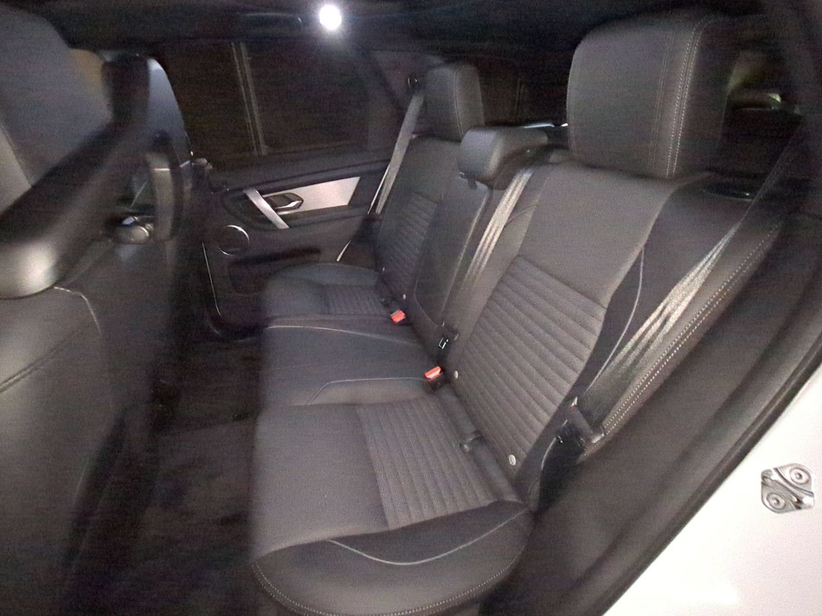 New 2026 Land Rover Discovery Sport Landmark AWD/4WD image 25