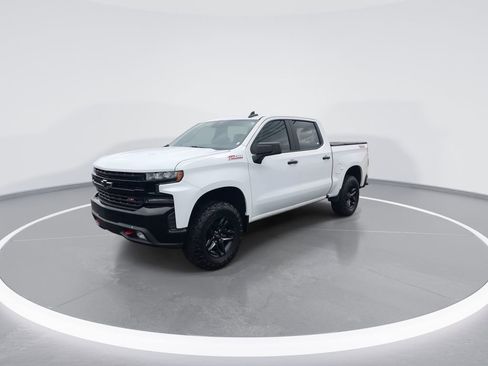 Used 2020 Chevrolet Silverado 1500 LT Trail Boss image 4
