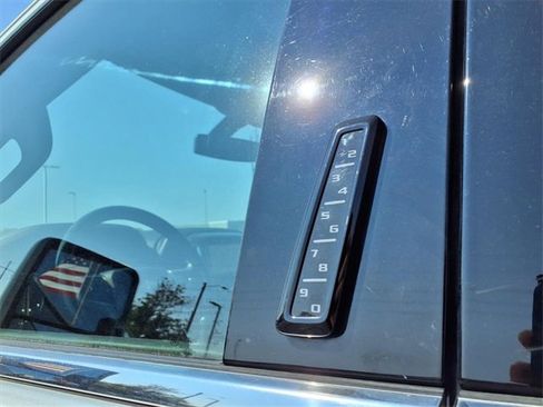 Used 2022 Chevrolet Silverado 2500 LTZ w/ LTZ Convenience Package image 37