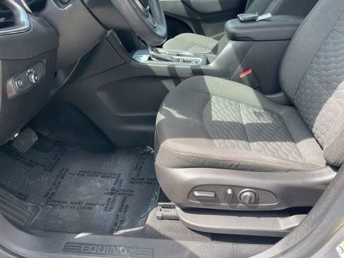 Used 2018 Chevrolet Equinox LT FWD image 5