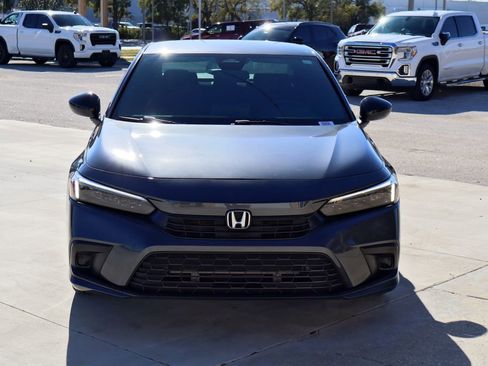 Used 2022 Honda Civic Sport image 3