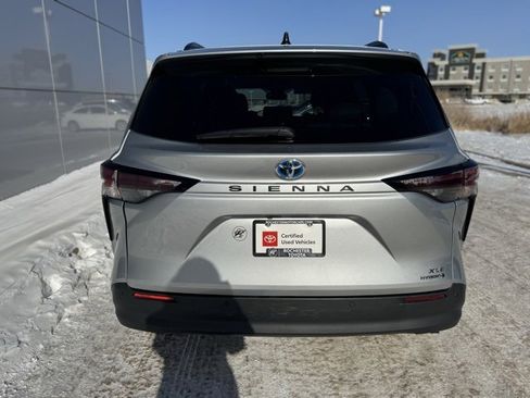 Certified 2024 Toyota Sienna XLE image 41